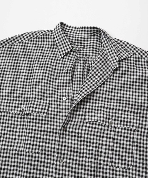 URBAN RESEARCH（アーバンリサーチ）の「PORTER CLASSIC　ROLL UP LINEN GINGHAM SHIRTS（シャツ/ブラウス・メンズ・BLACK/F.BLUE/RED・L/XL/XXL）」の6枚目の写真