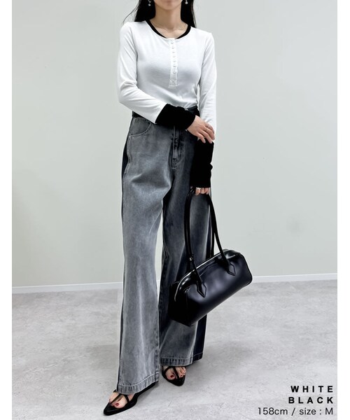 Re:EDIT（リエディ）の「配色レイヤード風ヘンリーネックトップス - トップス通販 | 人気レディースファッション - Re:EDIT（リエディ）（その他・レディース・ホワイト×ブラック/グレー×ホワイト/チャコール×ラベンダー・M/L）」の11枚目の写真