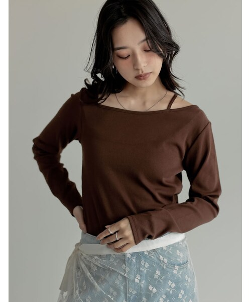 Re:EDIT（リエディ）の「リブカットソーアシンメトリートップス - トップス通販 | 人気レディースファッション - Re:EDIT（リエディ）（その他・レディース・ブラック/ホワイト/チャコールグレー/ブラウン・M/L）」の4枚目の写真