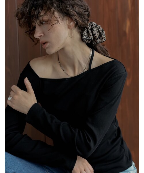 Re:EDIT（リエディ）の「リブカットソーアシンメトリートップス - トップス通販 | 人気レディースファッション - Re:EDIT（リエディ）（その他・レディース・ブラック/ホワイト/チャコールグレー/ブラウン・M/L）」の2枚目の写真