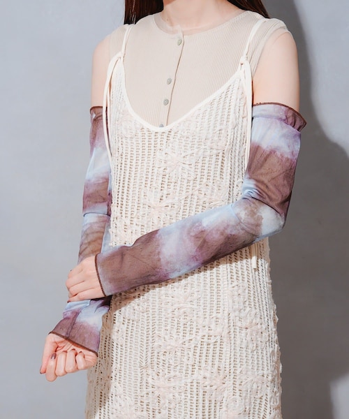 3coins(3coins)の「シアーアームカバー(手袋・レディース・その他1/その他・FREE)」の2枚目の写真