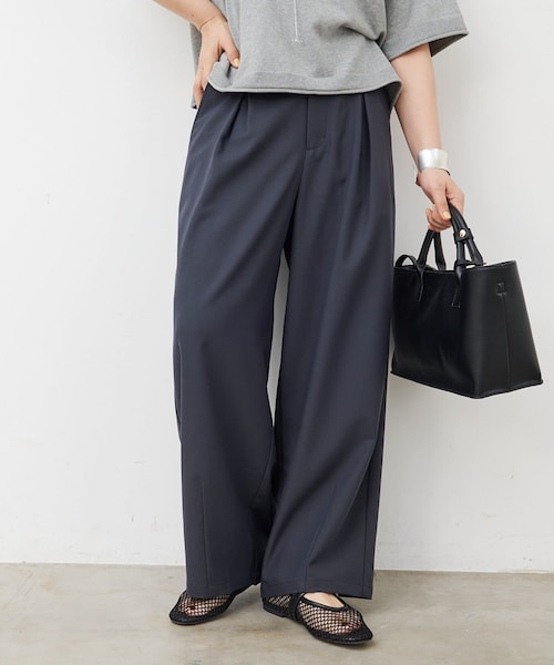 PUAL CE CIN（ピュアルセシン）の「【接触冷感】バルーンシルエットスラックスパンツ（パンツ・レディース・ベージュ/チャコールグレー・FREE）」の2枚目の写真