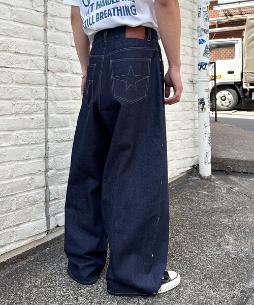 スター刺繍スタッズデニムパンツ