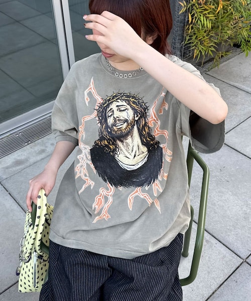 CIAOPANIC(チャオパニック)の「【RePRODUCTION LABEL / リプロダクションレーベル】アソートヴィンテージフェードTEE(Tシャツ/カットソー・レディース・ブラックその他3/ミッドナイトブルー/ブルー/ブラック/ブラックその他2/カーキ/チャコールグレー/ピンク/オフホワイト/レモンイエロー/シルバー/イエロー/ローズ/グレー/レッド・F)」の7枚目の写真
