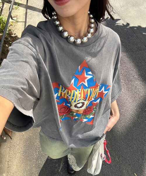 CIAOPANIC(チャオパニック)の「【RePRODUCTION LABEL / リプロダクションレーベル】アソートヴィンテージフェードTEE(Tシャツ/カットソー・レディース・ブラックその他3/ミッドナイトブルー/ブルー/ブラック/ブラックその他2/カーキ/チャコールグレー/ピンク/オフホワイト/レモンイエロー/シルバー/イエロー/ローズ/グレー/レッド・F)」の5枚目の写真