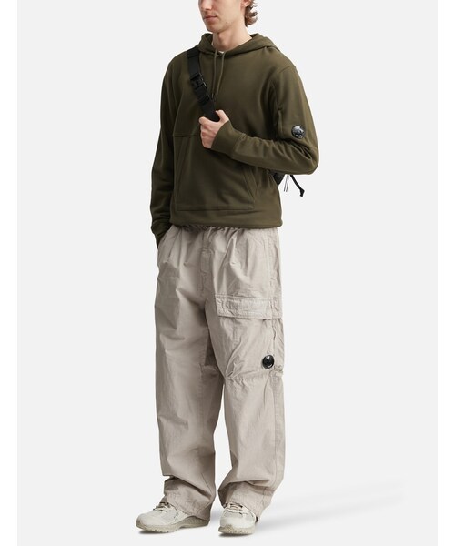 C.P. COMPANY（シーピーカンパニー）の「Diagonal Raised Fleece Hooded Lens Sweatshirt（その他・メンズ・other・S/M/L/XL）」の5枚目の写真