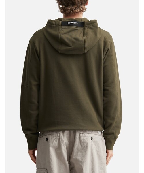C.P. COMPANY（シーピーカンパニー）の「Diagonal Raised Fleece Hooded Lens Sweatshirt（その他・メンズ・other・S/M/L/XL）」の4枚目の写真