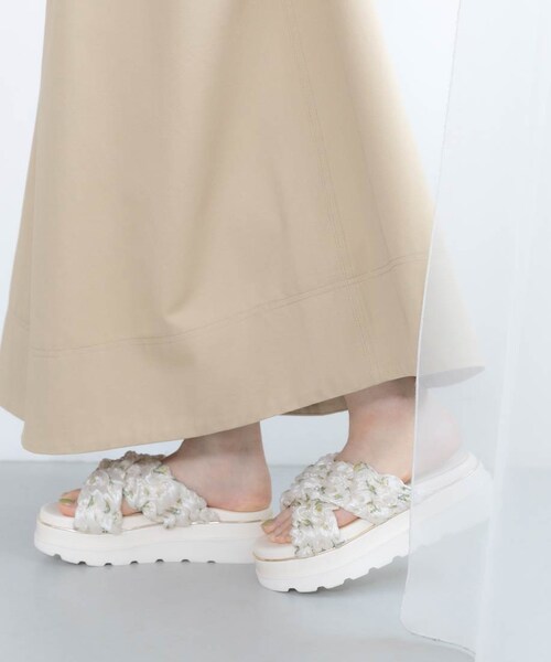 RANDA(ランダ)の「【Lemon Collection】レモンプリントシャーリングベルトサンダル(その他・レディース・その他)」の4枚目の写真