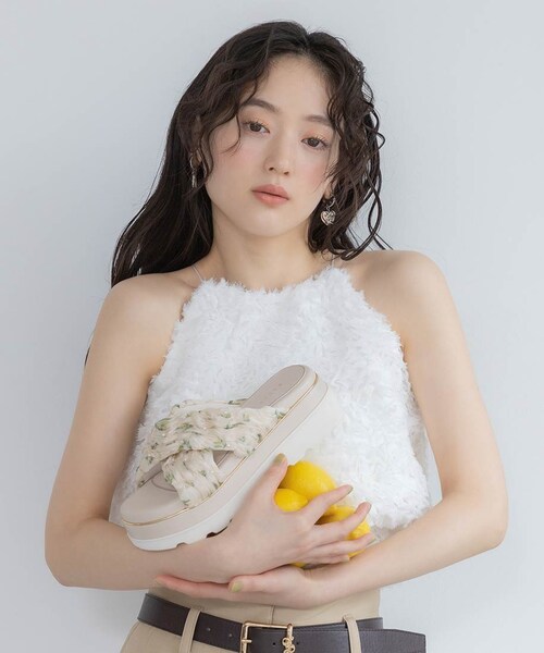 RANDA(ランダ)の「【Lemon Collection】レモンプリントシャーリングベルトサンダル(その他・レディース・その他)」の6枚目の写真