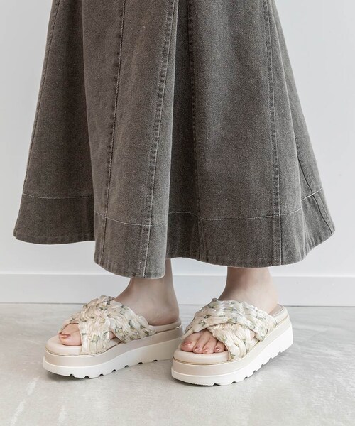 RANDA(ランダ)の「【Lemon Collection】レモンプリントシャーリングベルトサンダル(その他・レディース・その他)」の19枚目の写真
