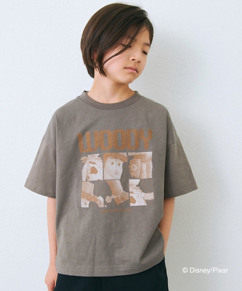 CIAOPANIC TYPY(チャオパニックティピー)の「【KIDS】【TOY STORY/トイ・ストーリー】ピックアップ6コマTEE(Tシャツ/カットソー・キッズ・ホワイト/グレー/ブラック/ブラックその他1/オフホワイト/チャコールグレー・95/150/130/110)」の4枚目の写真
