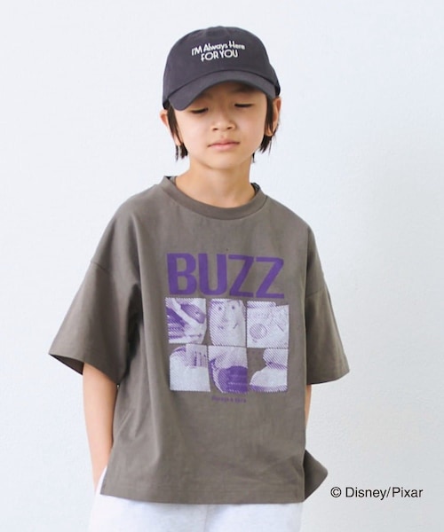 CIAOPANIC TYPY(チャオパニックティピー)の「【KIDS】【TOY STORY/トイ・ストーリー】ピックアップ6コマTEE(Tシャツ/カットソー・キッズ・ホワイト/グレー/ブラック/ブラックその他1/オフホワイト/チャコールグレー・95/150/130/110)」の3枚目の写真