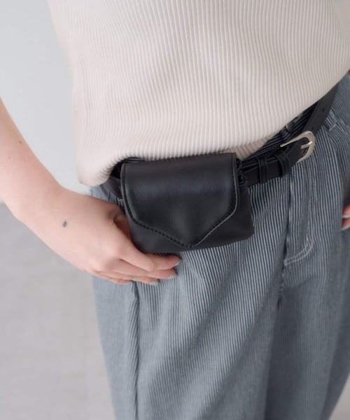 Kastane(カスタネ)の「2wayベルトminibag(ベルト・レディース・ブラウン/ブラック・F)」の2枚目の写真