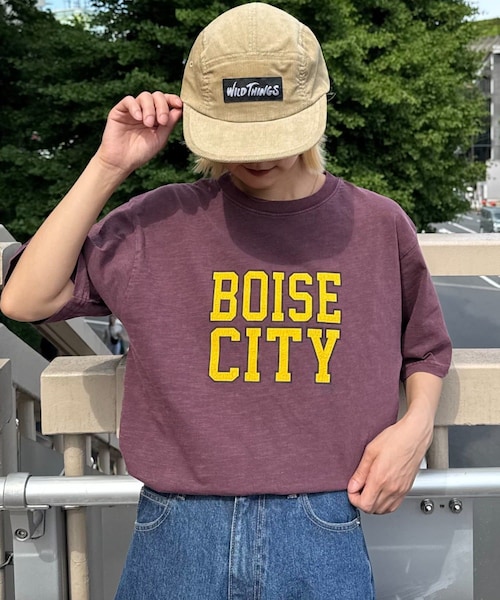 CIAOPANIC TYPY(チャオパニックティピー)の「【UNISEX】ピグメント加工スラブカレッジロゴTEE(Tシャツ/カットソー・レディース・レッド/グリーン/ブラウン/ホワイト/ネイビー・M/L)」の3枚目の写真