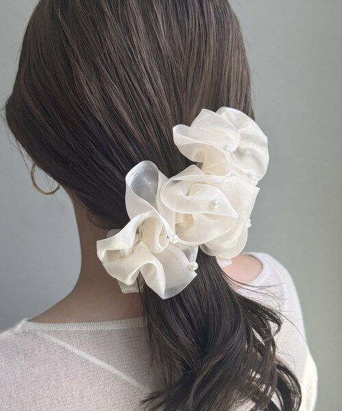 Lattice(Lattice)の「【人気の為再入荷】ビッグパールクリップ(バレッタ/ヘアクリップ・レディース・ブラック/アイボリー・FREE)」の2枚目の写真