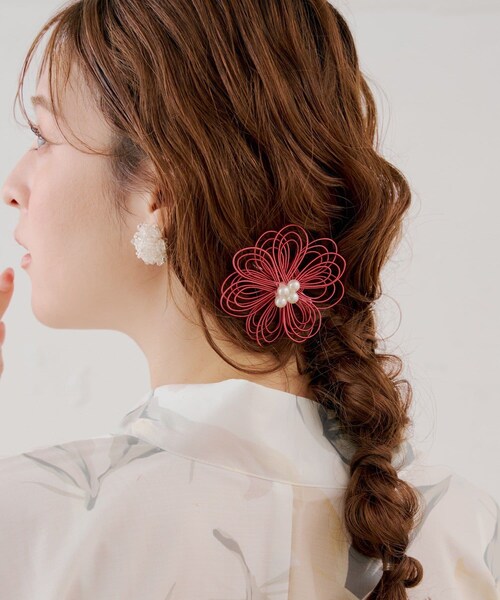 Lattice(Lattice)の「【浴衣におすすめ】お花水引きクリップ(バレッタ/ヘアクリップ・レディース・ホワイト/ピンク/ブルー/ブラック・FREE)」の4枚目の写真