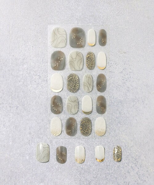3coins(3coins)の「セミハードジェルネイルシールハンド/and us(ハンドケア/ハンドクリーム・その他2/その他/その他1/その他3・FREE)」の4枚目の写真