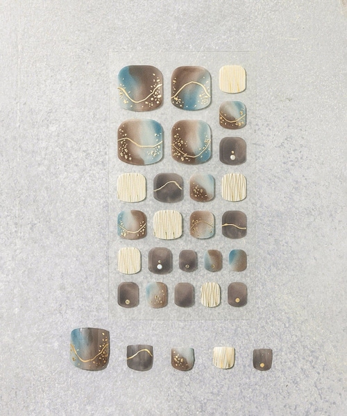 3coins（3coins）の「セミハードジェルネイルシールフット／and us（ハンドケア/ハンドクリーム・その他/その他2/その他1/その他3・FREE）」の2枚目の写真