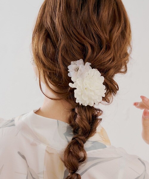 Lattice(Lattice)の「【浴衣におすすめ】お花クリップ(バレッタ/ヘアクリップ・レディース・グレー/ピンク/アイボリー・FREE)」の2枚目の写真