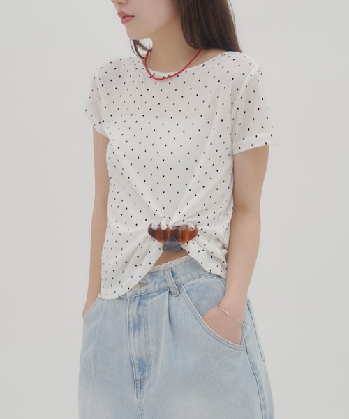 DISCOAT(ディスコート)の「【umm】衿ギャザー半袖ドットプルオーバー(Tシャツ/カットソー・レディース・ブラック/ホワイト・F)」の2枚目の写真