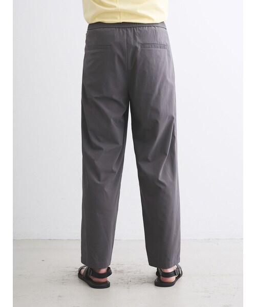 three dots(スリードッツ)の「トラベルライン ツータックパンツ(その他・black/charcoal/navy)」の15枚目の写真