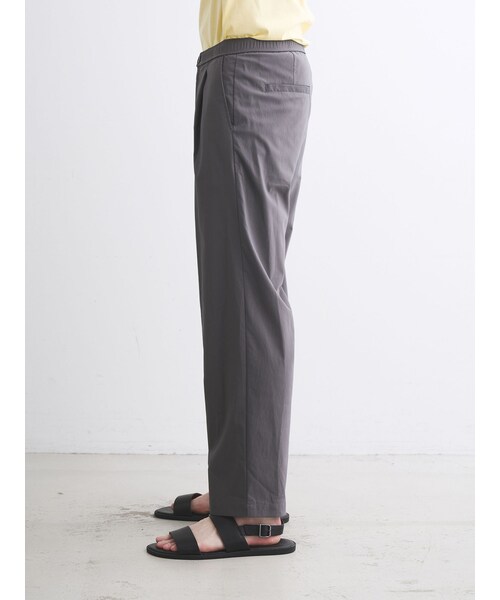 three dots(スリードッツ)の「トラベルライン ツータックパンツ(その他・black/charcoal/navy)」の14枚目の写真