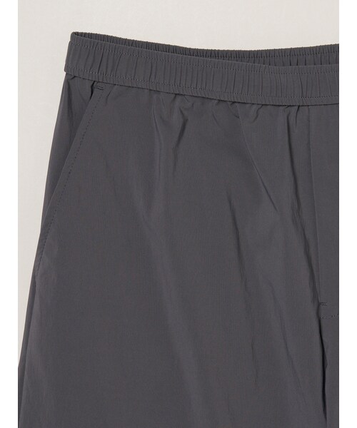 three dots(スリードッツ)の「トラベルライン ショートパンツ(その他・black/charcoal/navy)」の6枚目の写真