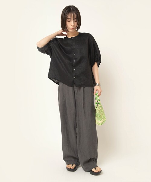 RNA-N（アールエヌエーエヌ）の「R4472 フレンチリネンワイドストレートパンツ（パンツ・レディース・チャコールグレー/ラセットブラウン/ダークパープル）」の8枚目の写真