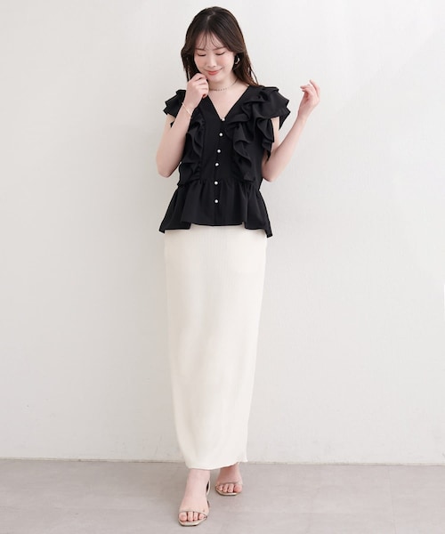 natural couture(ナチュラルクチュール)の「【sherbet line】接触冷感リブカットスカート(スカート・レディース・チャコールグレー/ブラック/アイボリー・L/M/S)」の2枚目の写真