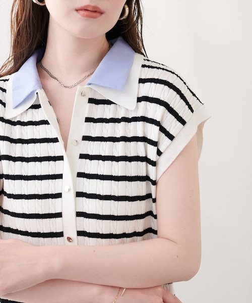 natural couture（ナチュラルクチュール）の「衿付きケーブルノースリカーデ風TOPS（ニット/セーター・レディース・グレイッシュベージュ/オフホワイト/その他1/ネイビー/ピンク/ライトグレー・FREE）」の6枚目の写真