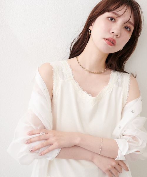 natural couture（ナチュラルクチュール）の「レーストリムテレコタンク（タンクトップ・レディース・ブラック/オフホワイト・FREE）」の2枚目の写真