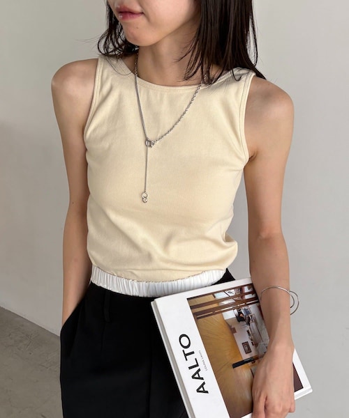 CAPRICIEUX LE'MAGE(カプリシューレマージュ)の「【バックオープン】カップ付アメスリタンク(タンクトップ・レディース・イエロー/ブラウン/ブラック/ホワイト・36/38)」の1枚目の写真