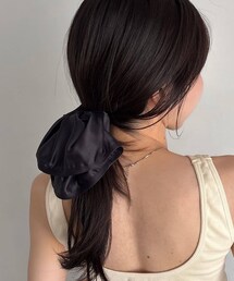 CAPRICIEUX LE'MAGE | 〈GOLDY/ゴールディ〉サテンラッフルヘアクリップ(バレッタ/ヘアクリップ)