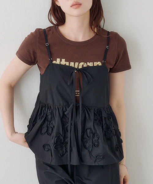 Kastane(カスタネ)の「【6.14(日)0:00発売/WEB先行】SETUPステッチ刺繍ビスチェ(その他トップス・レディース・ブルー/ネイビー/ブラック・F)」の2枚目の写真
