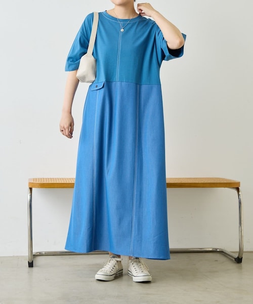 ear PAPILLONNER(イアパピヨネ)の「《リラックス》切替Tシャツワンピース【SUM1 STYLE(スミスタイル)】(ワンピース・レディース・サックスブルー/ブラック・F)」の1枚目の写真