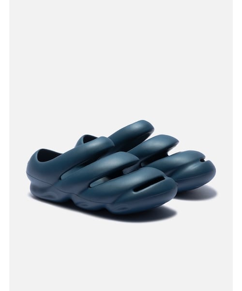 crocs(クロックス)の「Crocs Roy "Nightfall"(その他・メンズ・other・US 7 ""/ W 9/US 8 ""/ W 10/US 9 ""/ W 11/US 10 ""/ W 12/US 11 ""/ W 13/US 12 ""/ W 14)」の4枚目の写真