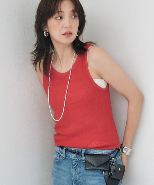 RIVE DROITE（リヴドロワ）の「予約【A・MONN】【セット着用可】tank KNIT（タンクトップ・レディース・オフホワイト/レッド/ブラック・F）」の3枚目の写真