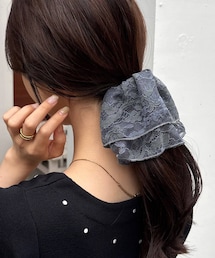 CAPRICIEUX LE'MAGE | 〈GOLDY/ゴールディ〉レースラッフルポニーフック(バレッタ/ヘアクリップ)