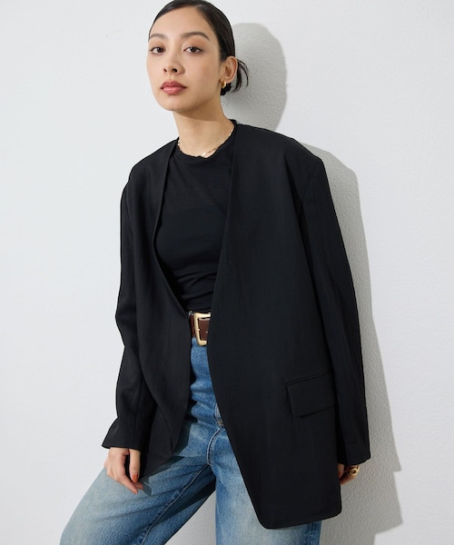 Whim Gazette(ウィムガゼット)の「【インフルエンサーコラボ】ノーカラージャケット(ノーカラージャケット・レディース・ブラック/オフホワイト・F)」の1枚目の写真