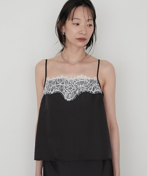 LOUNGEDRESS(ラウンジドレス)の「《セットアップ可/着映え》ショートレースキャミ(キャミソール・レディース・ブラック/ピンク/ベージュ・F)」の1枚目の写真