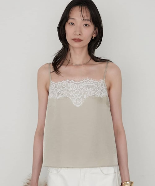 LOUNGEDRESS(ラウンジドレス)の「《セットアップ可/着映え》ショートレースキャミ(キャミソール・レディース・ブラック/ピンク/ベージュ・F)」の2枚目の写真