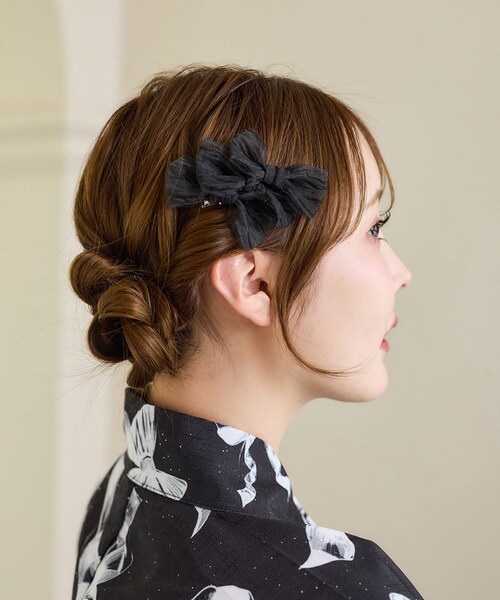 3coins(3coins)の「3連リボンクリップ/NICE CLAUPコラボ(バレッタ/ヘアクリップ・アイボリー/ブラック・FREE)」の2枚目の写真