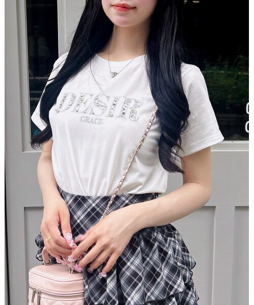 INGNI(イング)の「ビジューロゴ刺繍Tシャツ(トップス・レディース・オフホワイト/クロ/ライトピンク・M)」の4枚目の写真