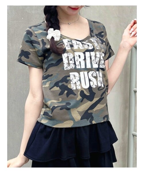 INGNI(イング)の「【WEB限定カラーあり】Vネックラインストーンクロス付ロゴTシャツ(トップス・レディース・オフホワイト/クロ/クロ/オフホワイト/クロ/ピンク/メイサイ・M)」の14枚目の写真