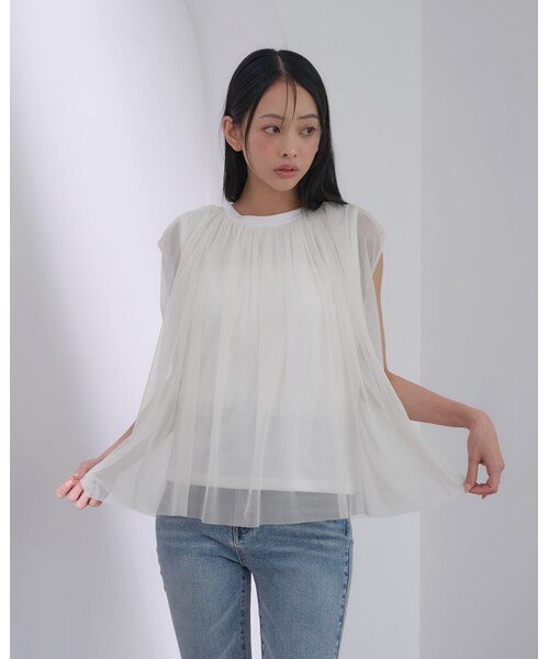 INGNI(イング)の「【SOELA】オーガンジーレイヤードトップス(トップス・レディース・オフホワイト/クロ・F)」の11枚目の写真