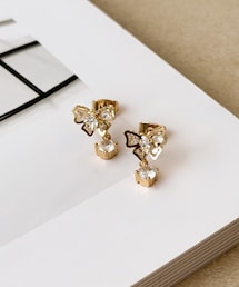 キラキラリボンピアス