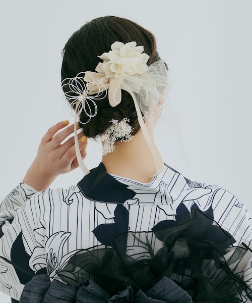 3coins(3coins)の「マルチヘアアレンジセット(ブローチ/コサージュ・レディース・アイボリー・FREE)」の1枚目の写真