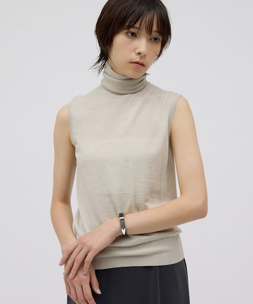 Whim Gazette（ウィムガゼット）の「ハイゲージノースリーブタートルニットプルオーバー（ニット/セーター・レディース・パープル/グレージュ・F）」の2枚目の写真