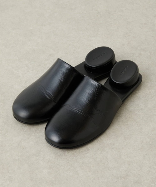 BEARDSLEY(ビアズリー)の「《CORDERA》レザーサンダル【36サイズ】(その他シューズ・レディース・ブラック・36)」の1枚目の写真