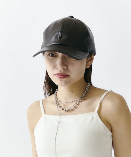 Lui's(ルイス)の「CPH Exclusive / シンセティックレザー キャップ(キャップ・メンズ・ブラック/ブラウン・F)」の2枚目の写真